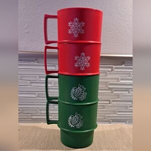 Tupperware Christmas Stacking Red and Green Mugs Cups Set of 4